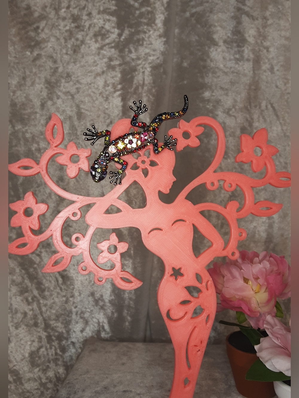 Beautiful Multi Colored Crystal Lizard Brooche  Pin - Picture 3 of 6